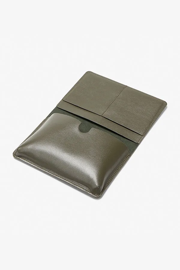 Passport Holder - Kidskin :: Deep Green